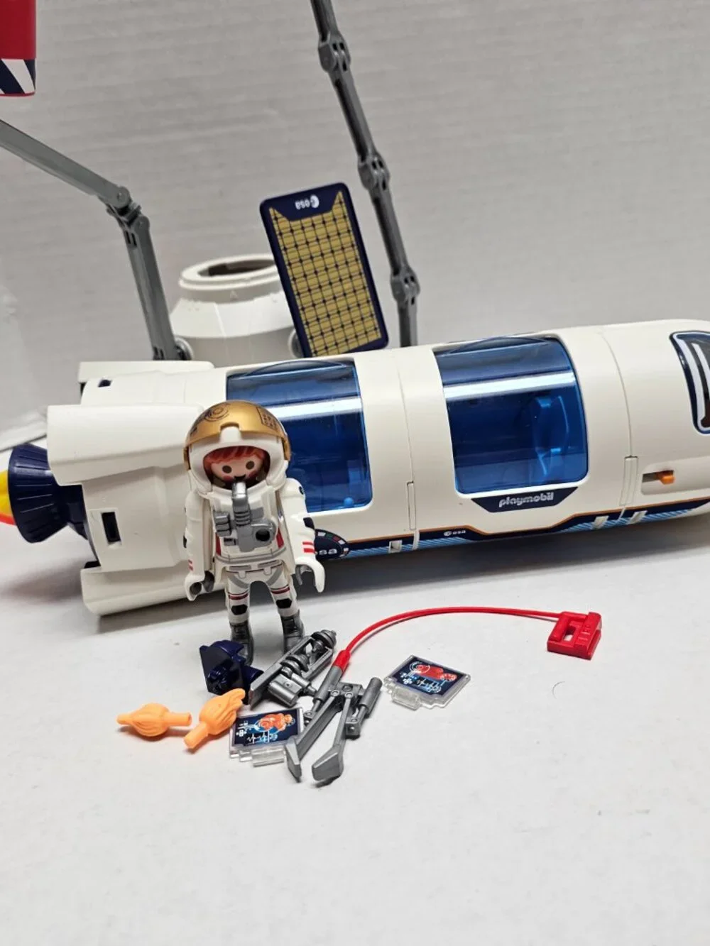 Playmobil ESA Outer Space Ship Mars Research Rocket Astronaut Figure 72011 4+